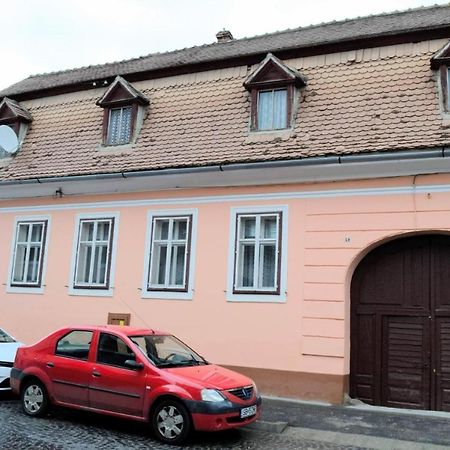 Twins Boutique Korsy Apartment Sibiu Ngoại thất bức ảnh