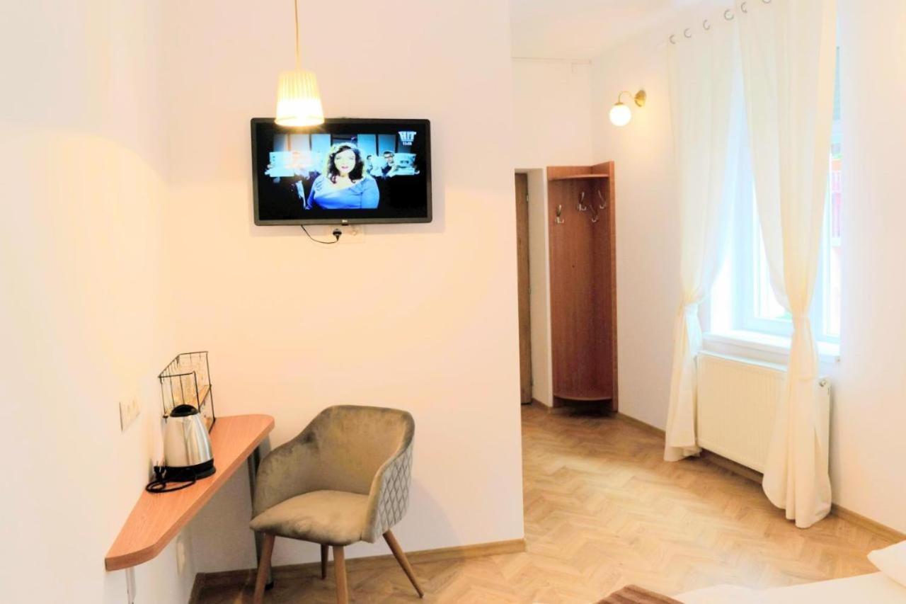 Twins Boutique Korsy Apartment Sibiu Ngoại thất bức ảnh