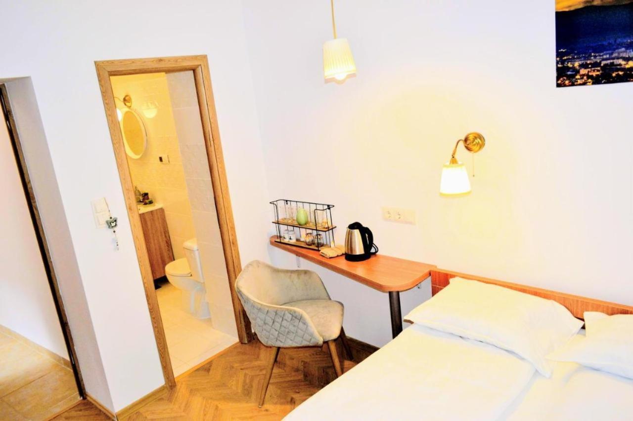 Twins Boutique Korsy Apartment Sibiu Ngoại thất bức ảnh
