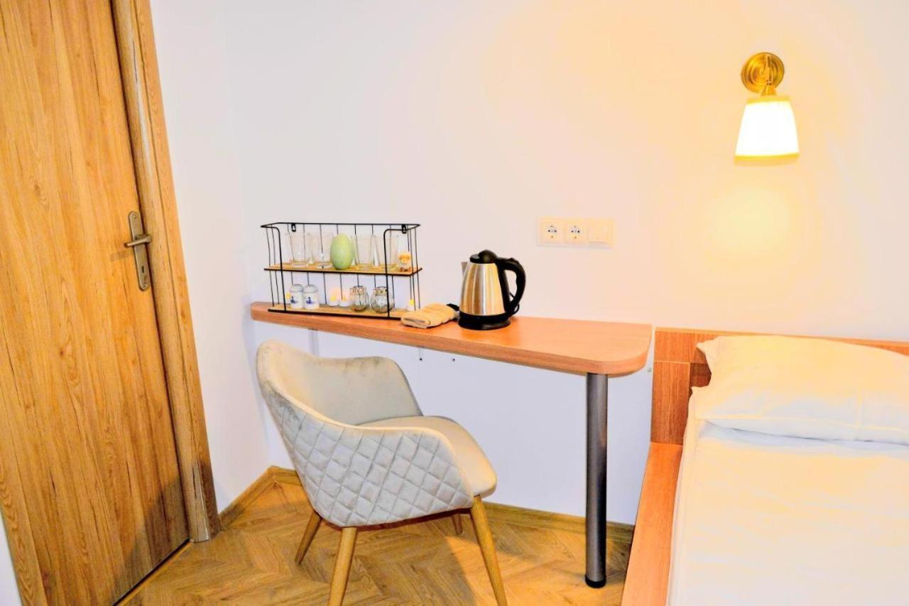 Twins Boutique Korsy Apartment Sibiu Ngoại thất bức ảnh